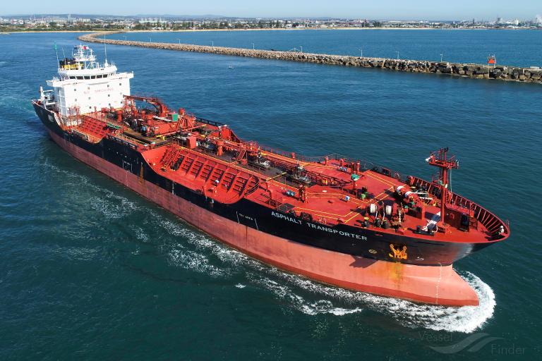 Asphalt Transporter - Bitumen Hot Ship